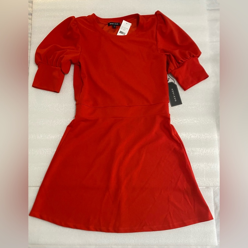 Red Dress Puff Sleeve Women’s Dress Max + Ash Size L